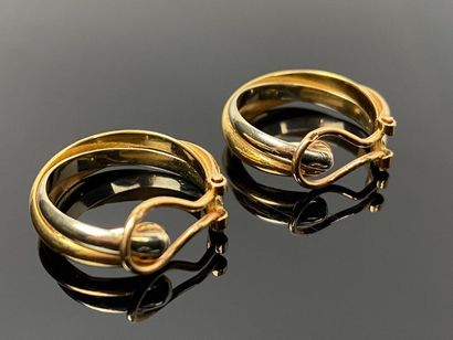 Paire de clips d'oreilles en or jaune, trois...