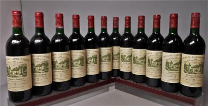 12 bottles CHÂTEAU CARBONNIEUX - GC Pessac...