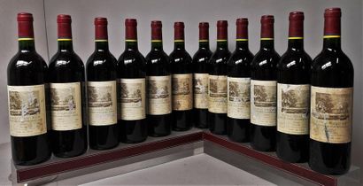 12 bottles CHÂTEAU DUHART MILON - 4é Gcc...