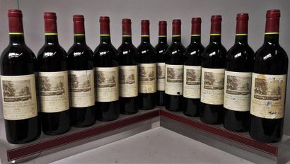 12 bottles CHÂTEAU DUHART MILON - 4é Gcc...