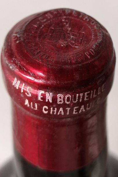 1 magnum PETRUS - Pomerol 1955 Leg. label...