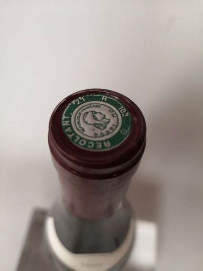 2 bottles VINS ROUGES DE BOURGOGNE: 
-1 bottle...