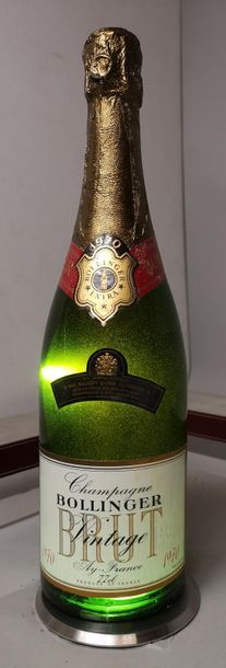 1 bottle CHAMPAGNE BOLLINGER Brut Vintage...