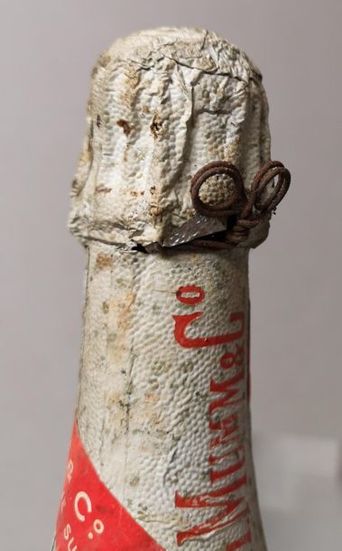 1 bottle CHAMPAGNE MUMM Cordon Rouge 1959...