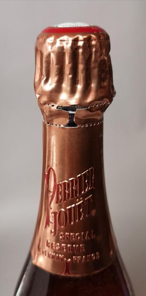 1 bottle CHAMPAGNE Rosé PERRIER Jouët 