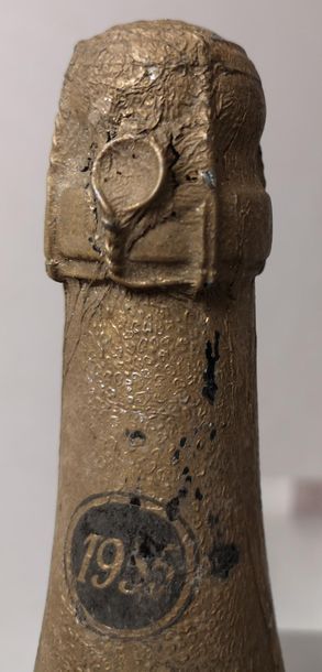 1 bottle CHAMPAGNE POMMERY GRENO 1955 Slightly...
