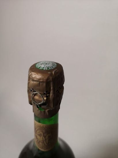 1 bottle CHAMPAGNE TAITTINGER 