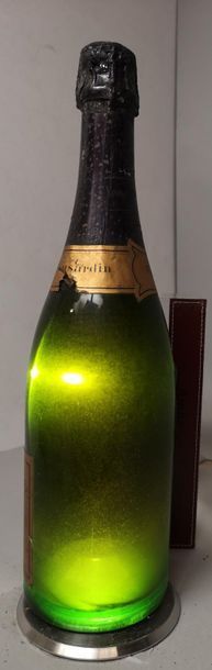 1 bottle CHAMPAGNE Vve. CLICQUOT PONSARDIN...