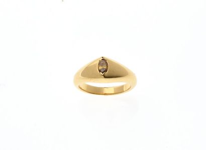 CARTIER. Solitaire ring in 750 mm yellow...