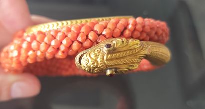 Bracelet serpent flexible, la tête et la...