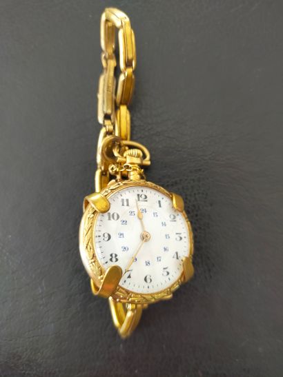 ANONYME
Montre de col en or 18K (750 millièmes),...