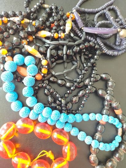 Lot de colliers fantaisie