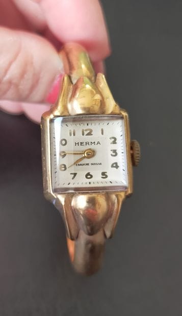 HERMA
Montre de dame à bracelet rigide en...