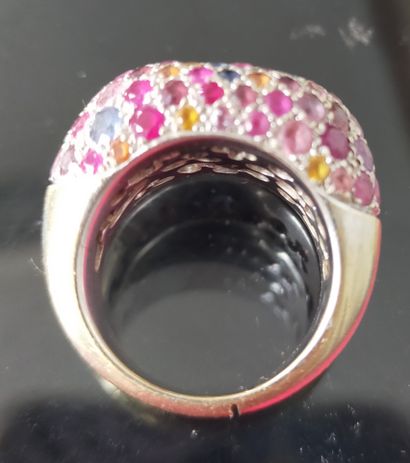 Bague boule en or gris 18k (750e), ornée...