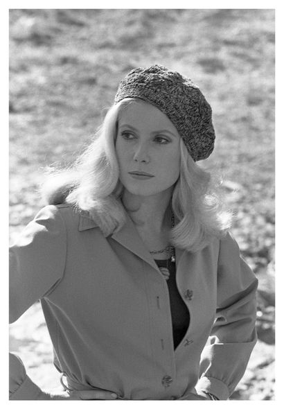 Catherine Deneuve 1975
 
Tirage sur papier...