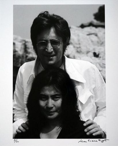 John Lennon et Yoko Ono, Cannes 1971
 
Tirage...