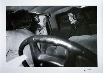 Jackie Kennedy Paris 1973
 
Tirage sur papier...
