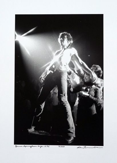 Bruce Springteen NYC 1976
 
Tirage sur papier...