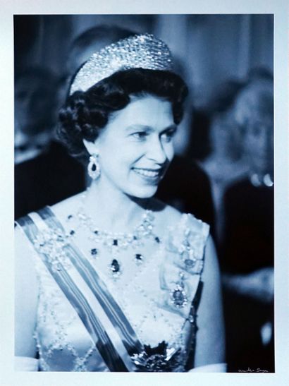 Queen Elisabeth
 
Tirage sur papier argentique,...