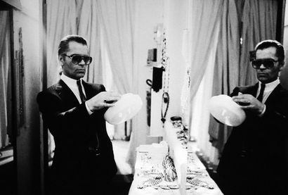 Karl Lagerfeld Backstage
Tirage sur papier...