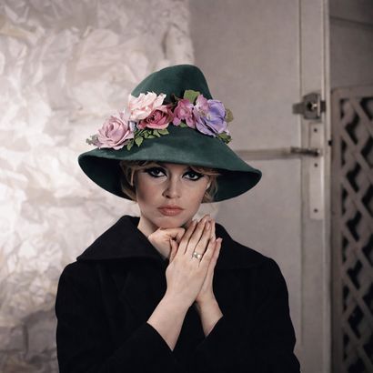 Brigitte Bardot chapeau Barthet
Tirage sur...