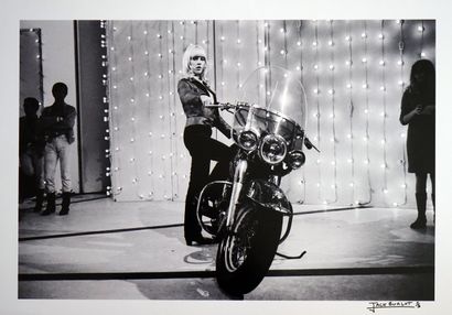 Sylvie Vartan
silver gelatin print, 37.5...