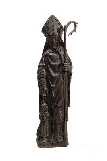Statue en chêne sculpté représentant St Nicolas...