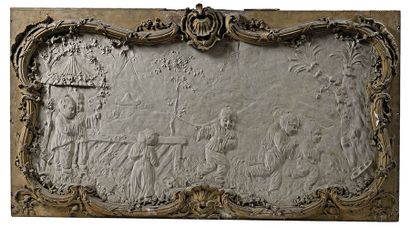 Trois bas-reliefs en stuc orné de jeux d'enfants...