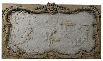 Trois bas-reliefs en stuc orné de jeux d'enfants...