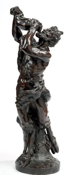 Sculpture en bronze à patine brune: Faune...