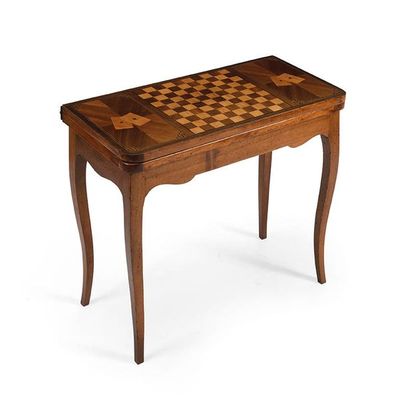 Table à jeu à plateau pliant, marquetée d'un...