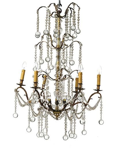 Lustre en bronze doré à six bras lumières...