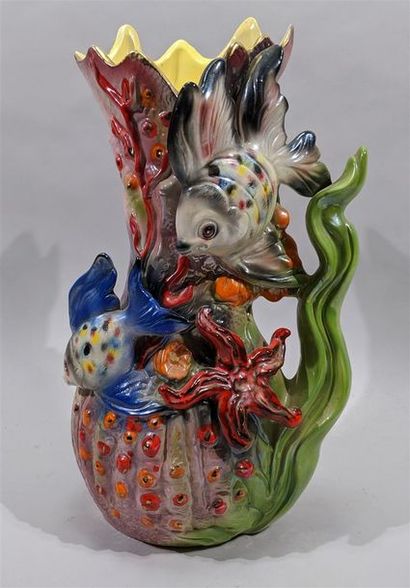 VALLAURIS (dans le goût de) - Vase en barbotine...