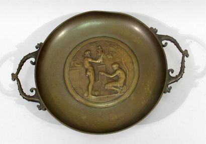 Ferdinand LEVILLAIN (1837-1905) Coupe en...