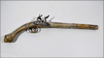 Beau pistolet à silex ottoman. 

Canon rond...