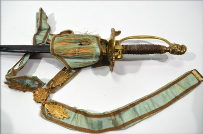 Epée d'officier dite d'uniforme. 

Monture...