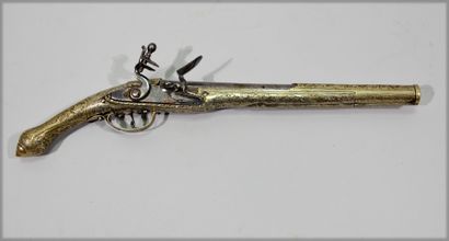 Long pistolet à silex ottoman. 

Canon rond...