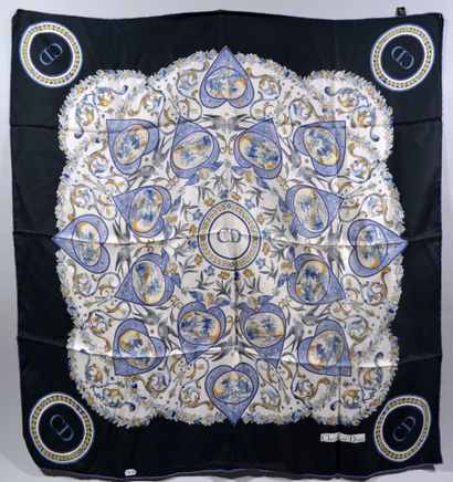 Christian DIOR

Silk scarf with grey and...