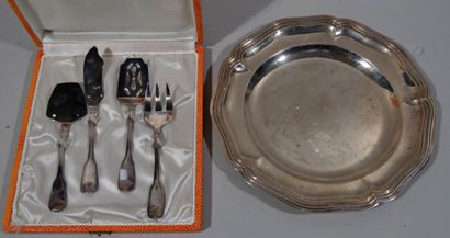 CAILLAR BAYARD

Lot in silver plated metal...