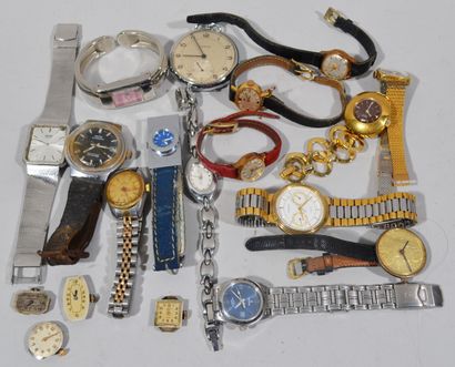 Lot of watches including Zenith, Seiko, Pulsar,...