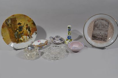 Set of ceramic and glass objects including...