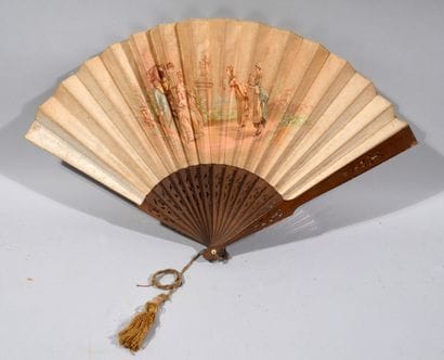 A 16 strands openwork wood and leaves fan...