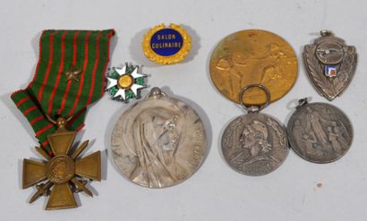 Lot of medals and decorations including ...