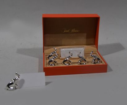 SAINT HILAIRE

Set of 6 silver plated label...