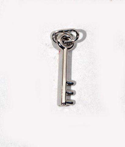HERMES Paris

Pendant in the shape of a key...