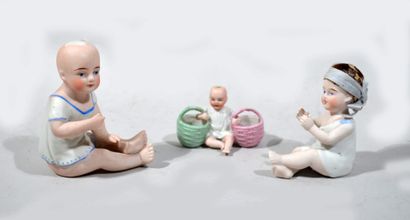 UNION OF THREE SUBJECTS in polychrome biscuit...