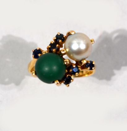 RING in 18K yellow gold (750/1000th) set...