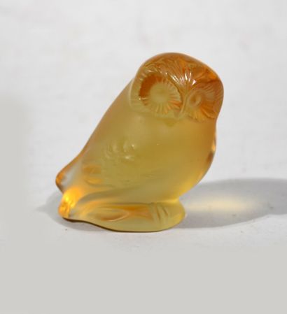 LALIQUE France

Owl in partially frosted...