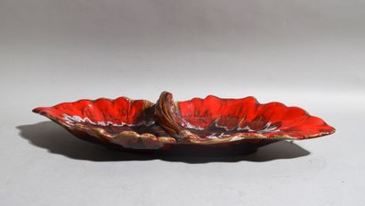 VALLAURIS - Fish bowl and oval bowl with...