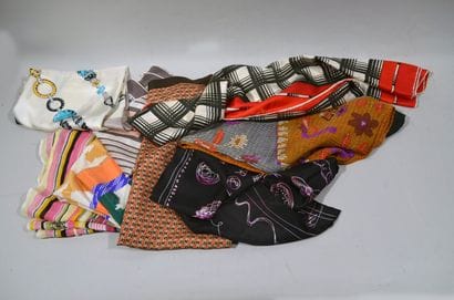 Lot of 8 scarves KENZO, NINA RICCI, LANVIN,...